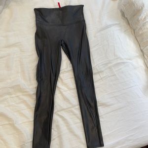 Spanx Faux Leather Leggings / Size M Petite